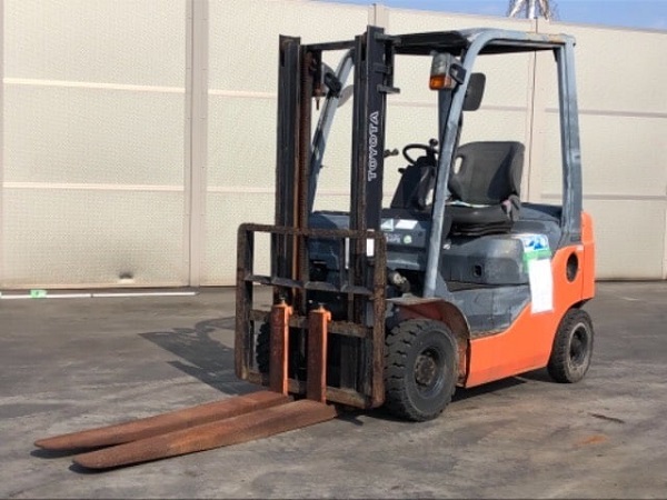 Forklift là gì? Tất tần tần thông tin về xe Forklift 9 Xe Forklift được ứng dụng rộng rãi trong nhiều kho hàng, bến cảng