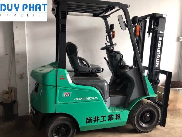 Dòng xe nâng hàng sử dụng linh hoạt trong nhiều không gian