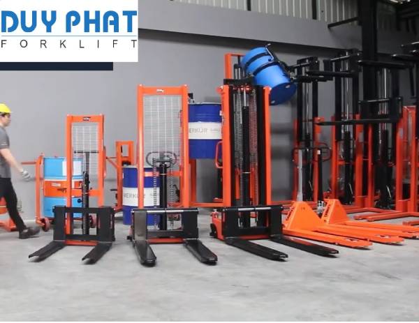 Xe nâng tay cao là gì? 7 Xe nâng tay cần được sử dụng đúng cách để đảm bảo chất lượng