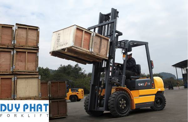 Người điều khiển xe cần có hiểu biết về kỹ thuật và máy móc