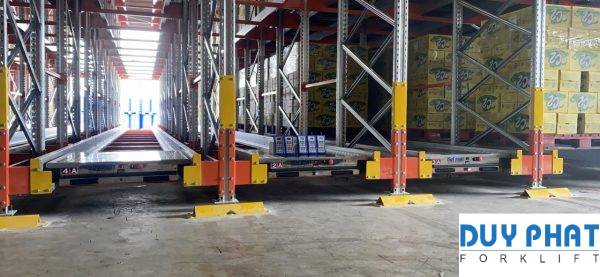 Radio Pallet Shuttle có thể dùng được trong nhiều kho hàng