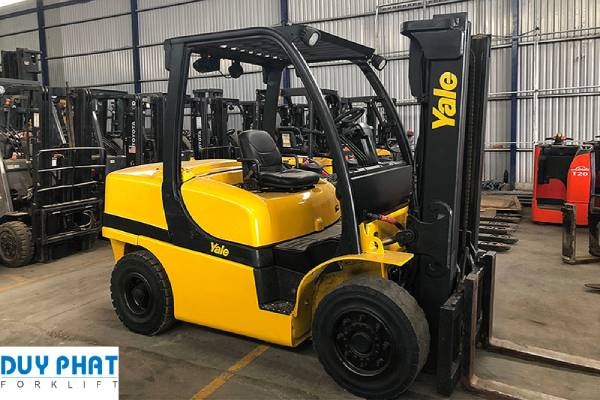 Xe nâng 3.5 tấn ngày càng được sử dụng phổ biến