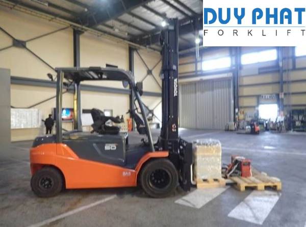 Xe nâng điện đa dạng chủng loại, có tính ứng dụng cao