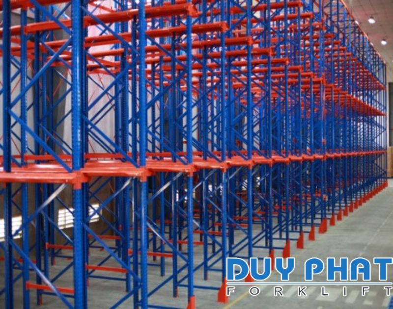 Kệ hàng drive in chất lượng, được phân phối bởi Duy Phát