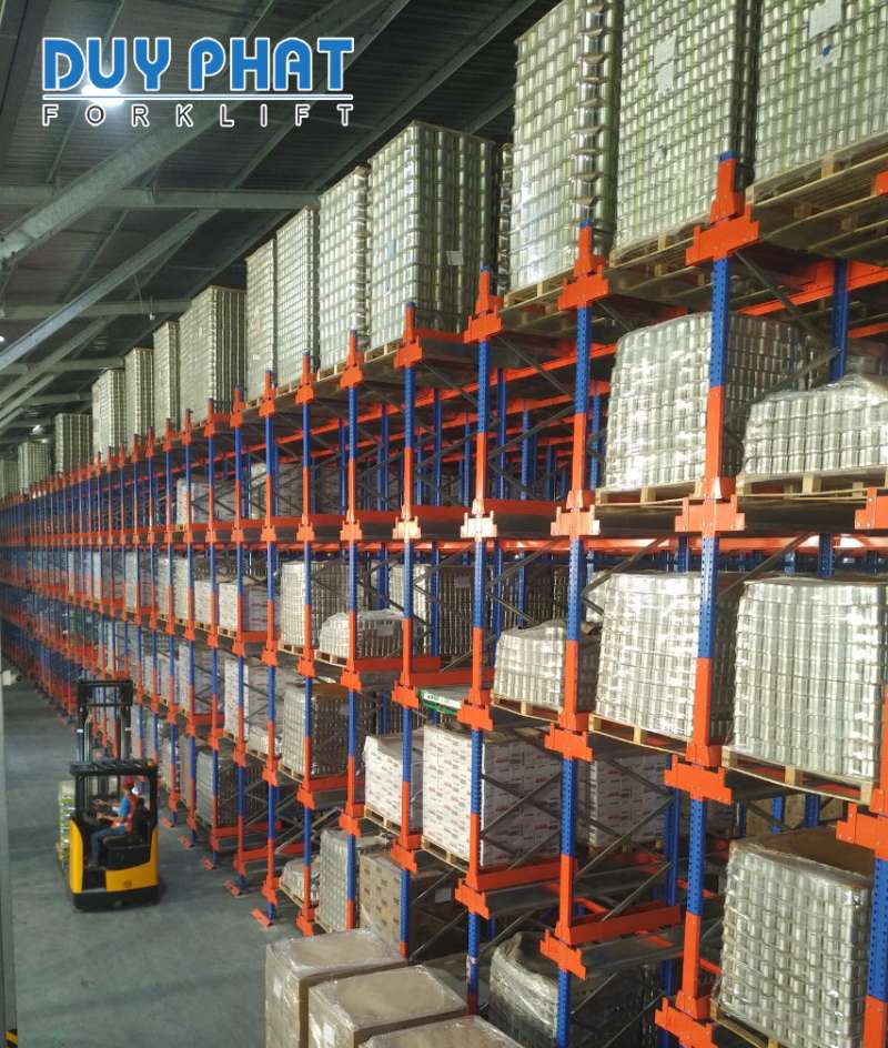 Ứng dụng của Pallet Shuttle vào ngành bánh kẹo 7 Ứng dụng của Pallet Shuttle vào ngành bánh kẹo
