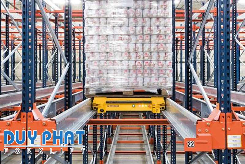 Kệ tự động hóa Pallet Shuttle là gì?