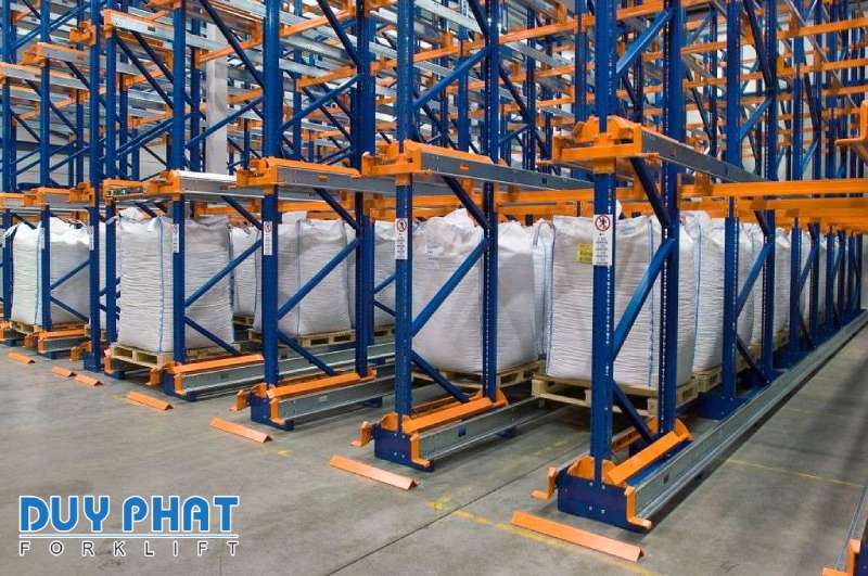 Pallet Shuttle được Duy Phát phân phối chính hãng