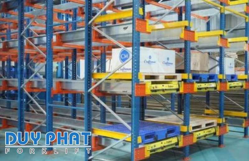 Ứng dụng của Pallet Shuttle vào ngành mỹ phẩm