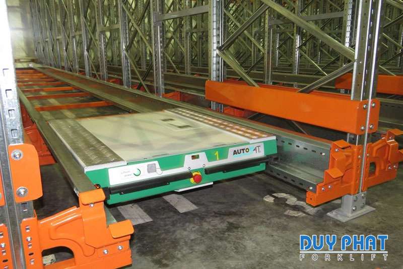 Sử dụng Pallet Shuttle giúp tận dụng tối đa diện tích lưu trữ của nhà kho