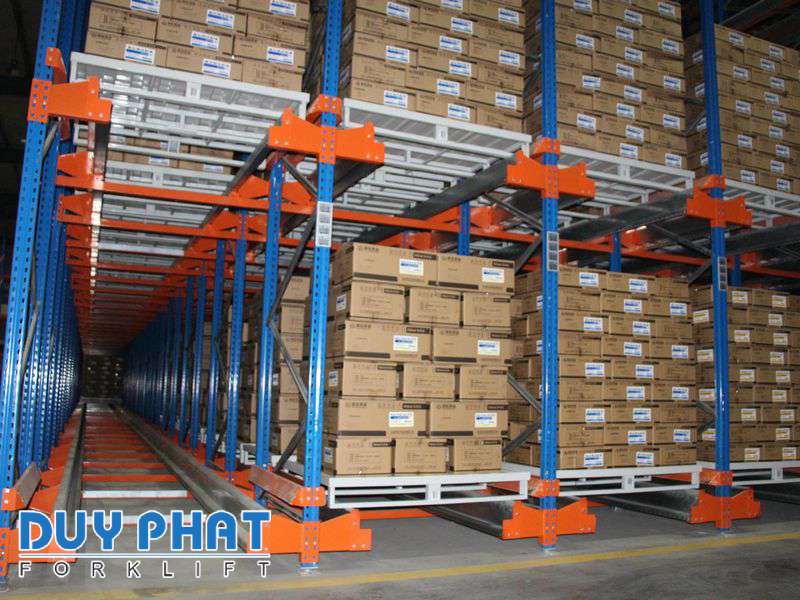 Ứng dụng của Pallet Shuttle vào sản phẩm thể thao