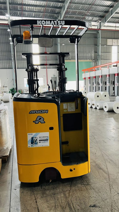 Xe nâng điện Komatsu FB10RL-15 