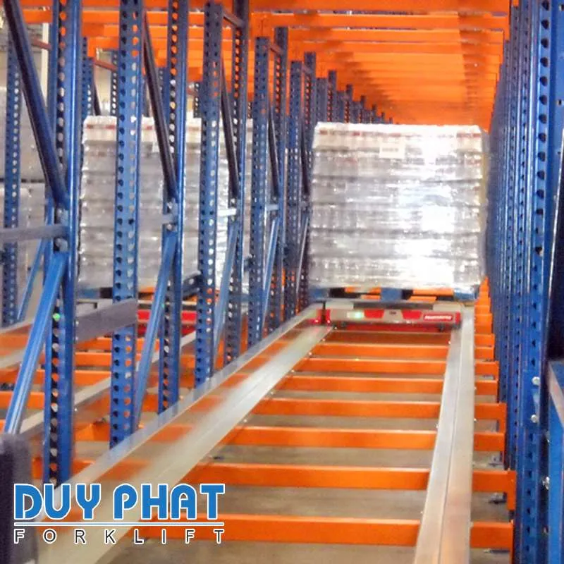 Pallet Shuttle là giải pháp giúp tối ưu diện tích kho hàng