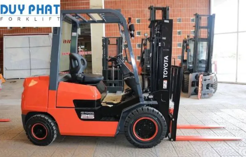 Địa chỉ mua xe nâng điện Toyota tại Tây Nguyên