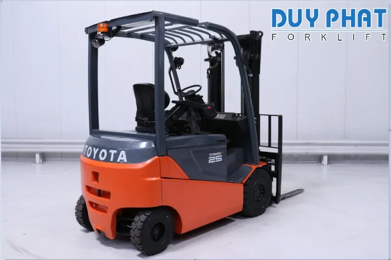 Mui xe nâng điện có trọng lượng nhẹ