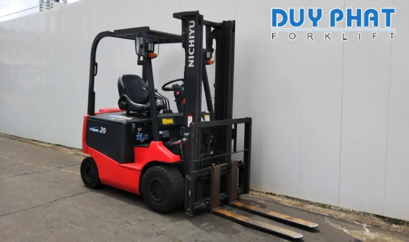 Mui xe nâng điện giúp giảm sức cản của không khí