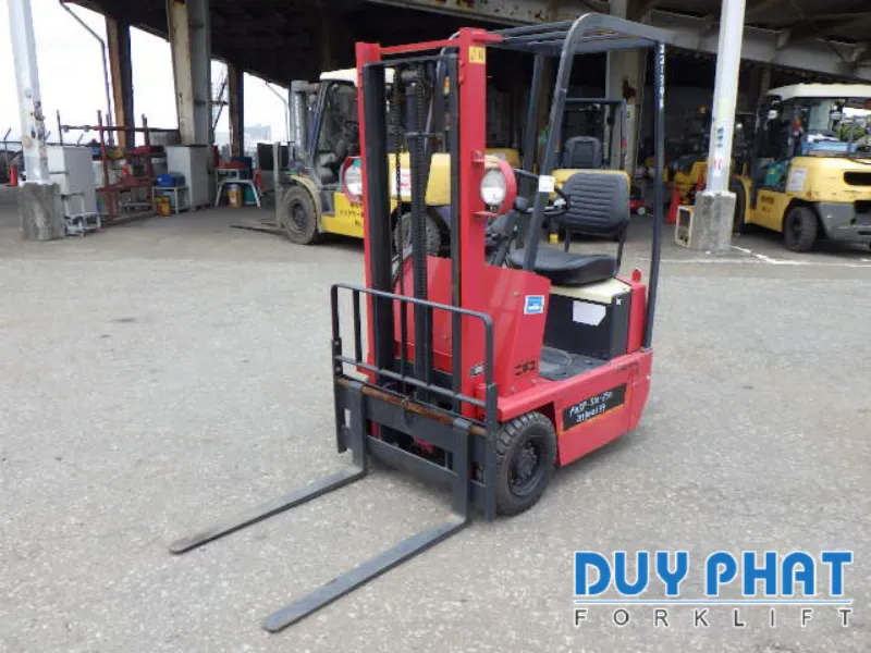 Xe nâng điện 500kg được ứng dụng trong nhiều nhà xưởng, kho bãi