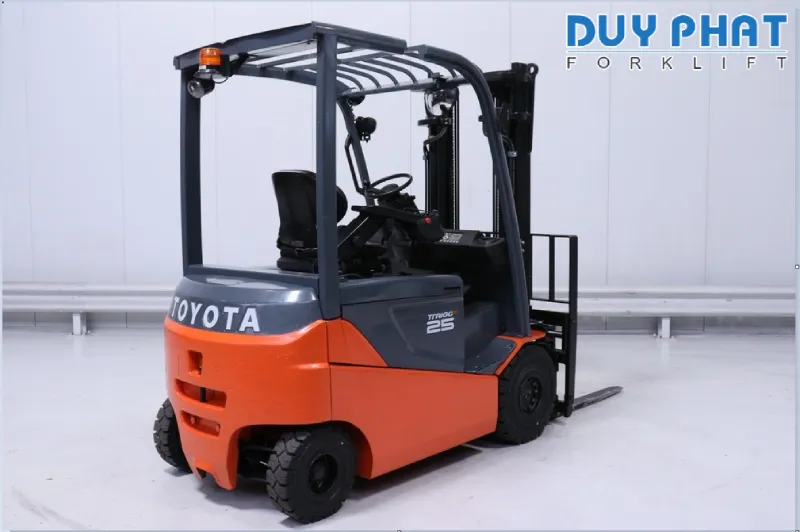 Xe nâng pallet điện giúp gia tăng năng suất lao động