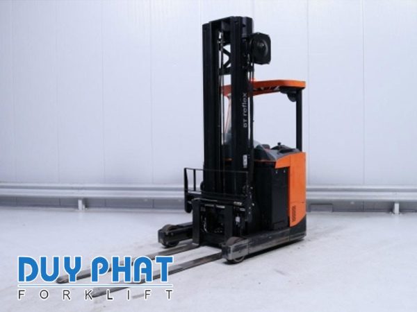 CÁC LOẠI XE NANG DÀNH CHO KHO LỐI ĐI 2M-LỐI ĐI HẸP